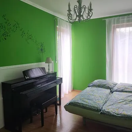 Apartment Cozy 4-rooms Flat In *